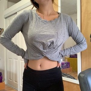 Grey long sleeve crop top